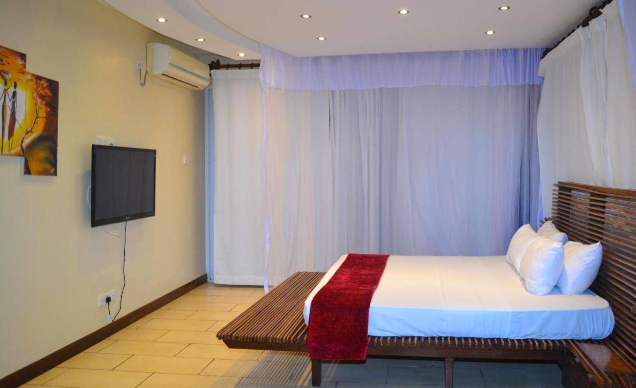 Cowrie Shell Beach Apartments Official Bamburi Exterior foto