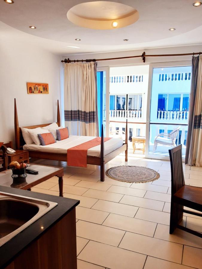 Cowrie Shell Beach Apartments Official Bamburi Exterior foto