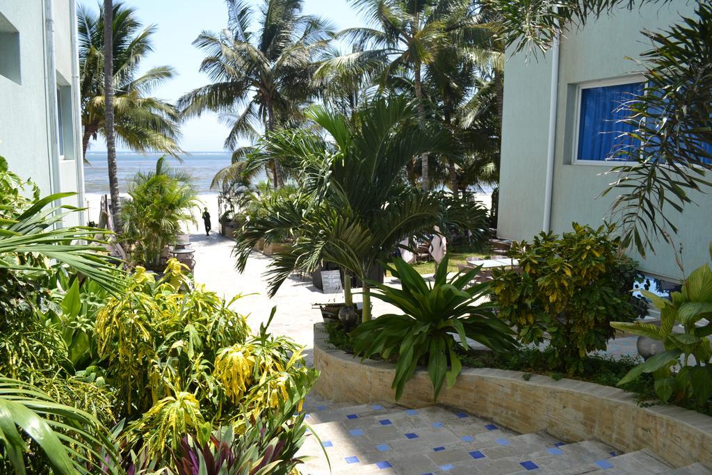 Cowrie Shell Beach Apartments Official Bamburi Exterior foto
