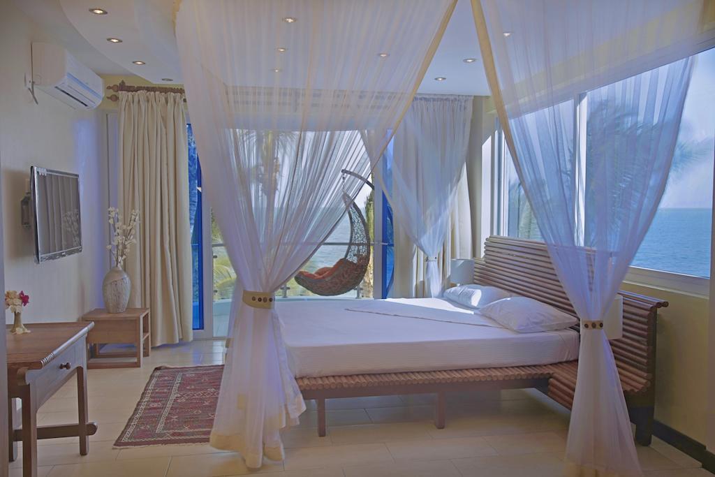 Cowrie Shell Beach Apartments Official Bamburi Exterior foto
